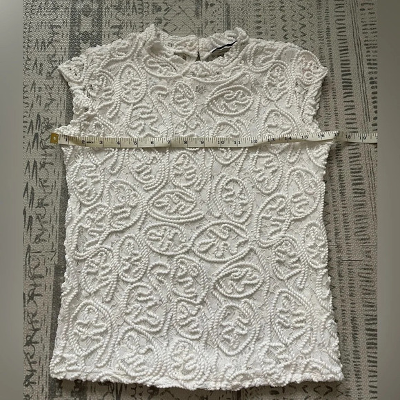 Reserved Women's White Full Lace Crochet Round Neck Sleeveless‎ Crop Top S - Picture 3 of 7